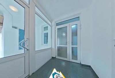 Spațiu comercial, de 115 mp, în Central - 13