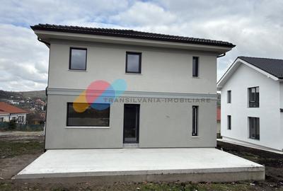 Casă individuală cu 4 camere cu Canalizare în Chinteni - 5