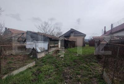 Casa 3 camere,120mp utili,1300 mp de teren intravilan,zona S Casa 3 camere,120mp utili,1300 mp de teren intravilan,zona S - 10