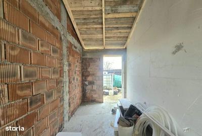 Casă cu 4 camere în Lunca Cetățuii - 4