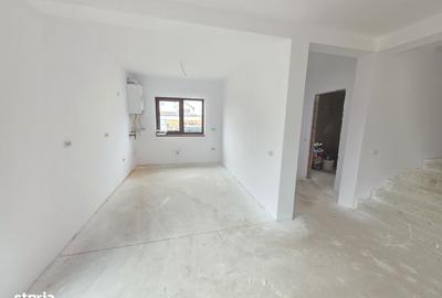 Casă cu 4 camere în Central - 6