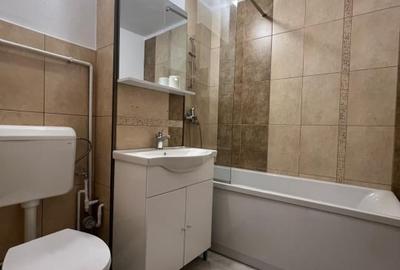 Apartament recent renovat cu Centrala proprie etaj 1 langa Parc - 4