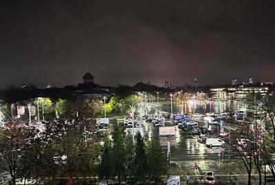 Birou, de 310 mp, în Dacia - 1