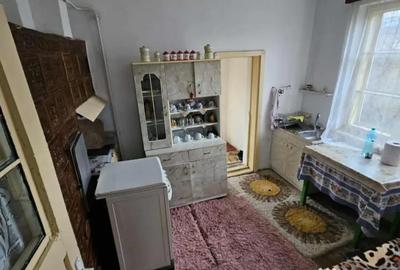 Casă cu 2 camere cu Teren 480 Mp în Central - 9