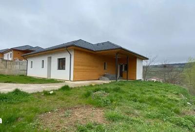 Casă cu 4 camere cu Teren 918 Mp în Baciu - 8