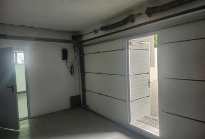 Spațiu comercial, de 28 mp, în Central - 5