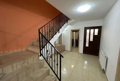 Casă / Vilă cu 4 camere de vanzare  în zona Aradului - 20