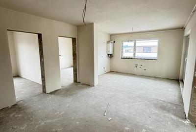 Penthouse cu 4 camere semidecomandat în Florești - 1