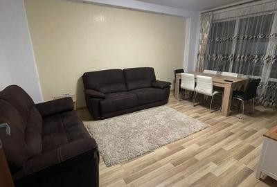 Apartament cu 3 camere decomandat în Apărătorii Patriei - 12