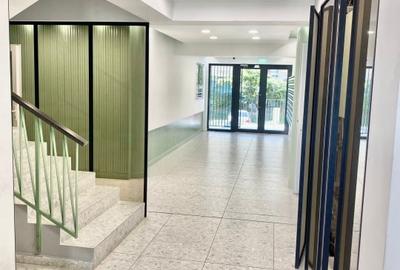 Apart 3 camere, decomandate, mobilat, utilat, loc de parcare, zona Prima Nufarul - 18