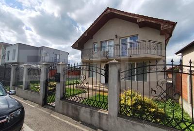 De vanzare casa mobilata complet, racordata la toate utilitatile in Santandrei - 1