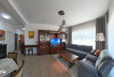 Apartament cu 3 camere în Tractorul