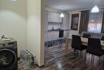 Vand apartament 3 camere Dumbravita - 1