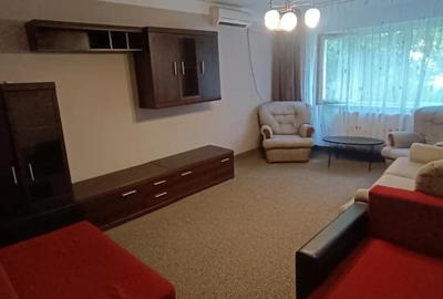 Inchiriez apartament 3 camere - 2