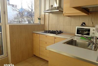 Apartament cu 3 camere decomandat în Romană - 2