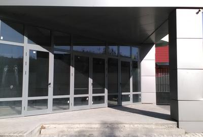 PROPRIETAR VAND SPATIU COMERCIAL - 5
