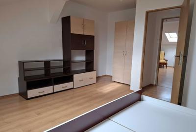 Apartament cu 2 camere decomandat în Gării - 2