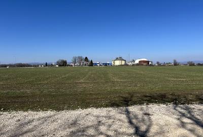 Teren de 8112 mp, în Bartolomeu - 2