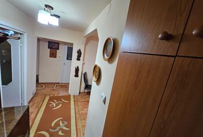 Apartament cu 3 camere decomandat în Reghin - 4