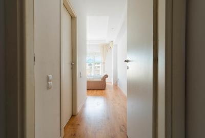 Apartament 3 camere Cosmopolis - terasa 14 mp - direct proprietara - 5