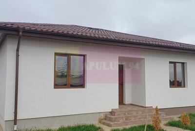 Casă cu 3 camere cu Teren 382 Mp în Vest - 6