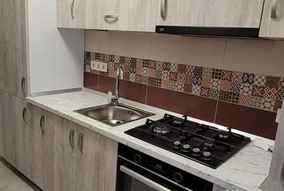 Garsonieră decomandată în Central - 7