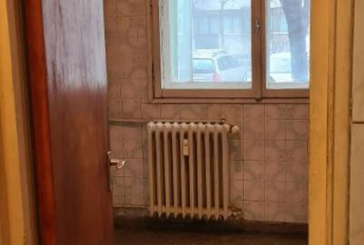 Apartament cu 3 camere semidecomandat în Titan - 12