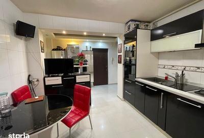 Apartament cu 2 camere decomandat în Titan