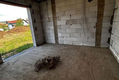 Casă cu 4 camere în Dumitra - 5