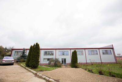 Spațiu comercial, de 2,044 mp, în Exterior Vest - 3