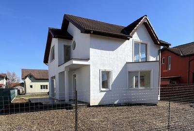 Casă cu 3 camere în Paleu - 1