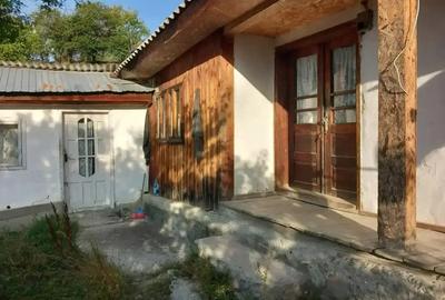 Casa batraneaca de vanzare - 3