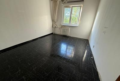 Titan- piata Salajan- bloc 1981 - 4