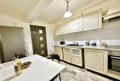 Apartament cu 3 camere decomandat în Astra - 1