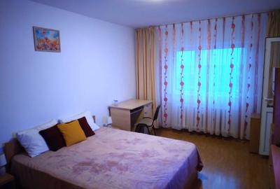 Garsonieră decomandată în Drumul Taberei