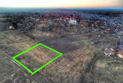 Teren agricol intravilan de 1200 mp, în Covăsinț