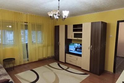 Apartament cu 2 camere semidecomandat în Rogerius