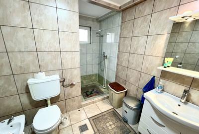 Casă cu 5 camere cu Teren 300 Mp în Călărași - 4