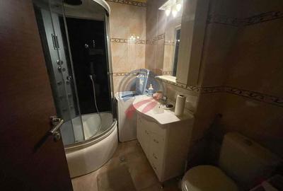 Apartament cu 3 camere semidecomandat în Central - 2