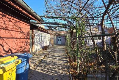 Casă cu 3 camere cu Teren 1530 Mp în Românești - 6