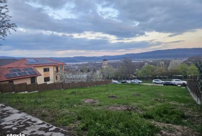 Teren de 580 mp, în Troianu - 2