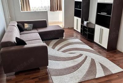 Vand apartament 2 camere Miori?a.