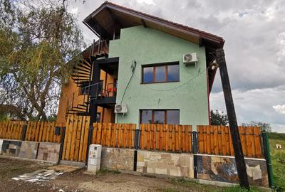 Vand vila noua, fiecare dormitor cu baie retea de gaz noua - 4