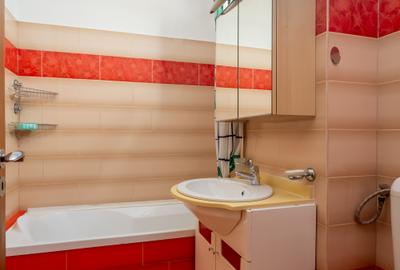 Apartament 2 camere, decomandat, policlinica Titan lângă metrou și parcuri - 9