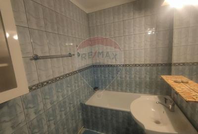 Apartament de vanzare - 4