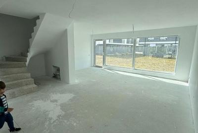 Apartament cu 3 camere decomandat în Central - 12