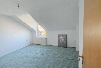 Casă cu Teren 500 Mp în Central - 3