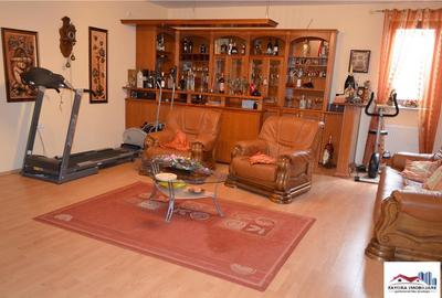 Casa Superba de Inchiriat Mobilata Lux in Sangeorgiu de Mure - 6