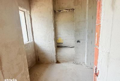 Casă cu 5 camere cu Teren 364 Mp în Domnești - 16