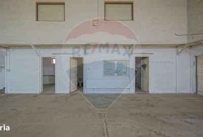 Spațiu comercial, de 794 mp, în Central - 3